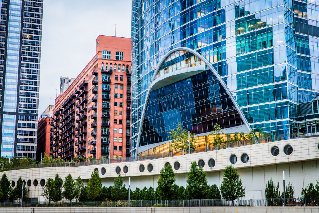 Large building in the River Point Chicago areo.